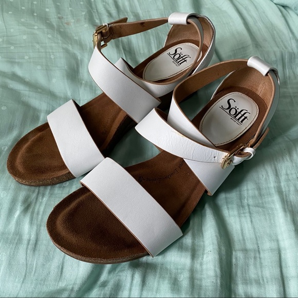 sofft white sandals